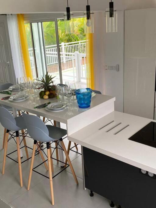Villa Jasmin : Exceptionnelle !! Petit-Bourg