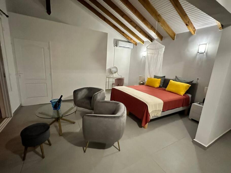 Jasmin : Exceptionnelle !! Villa Petit-Bourg